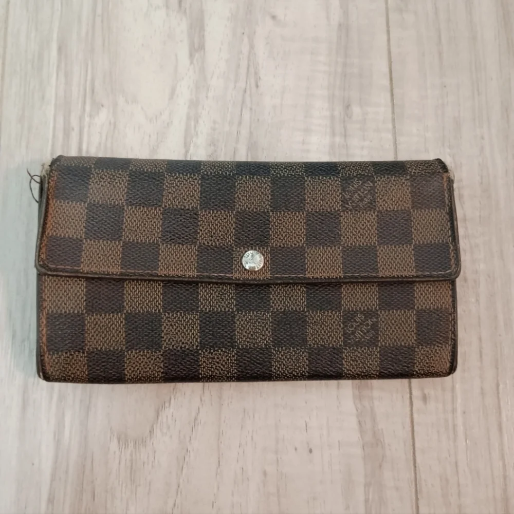 Authentic LOUIS VUITTON Damier Ebene Portefeuille Sarah Long Wallet